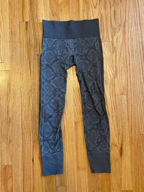 Lululemon snake print leggings